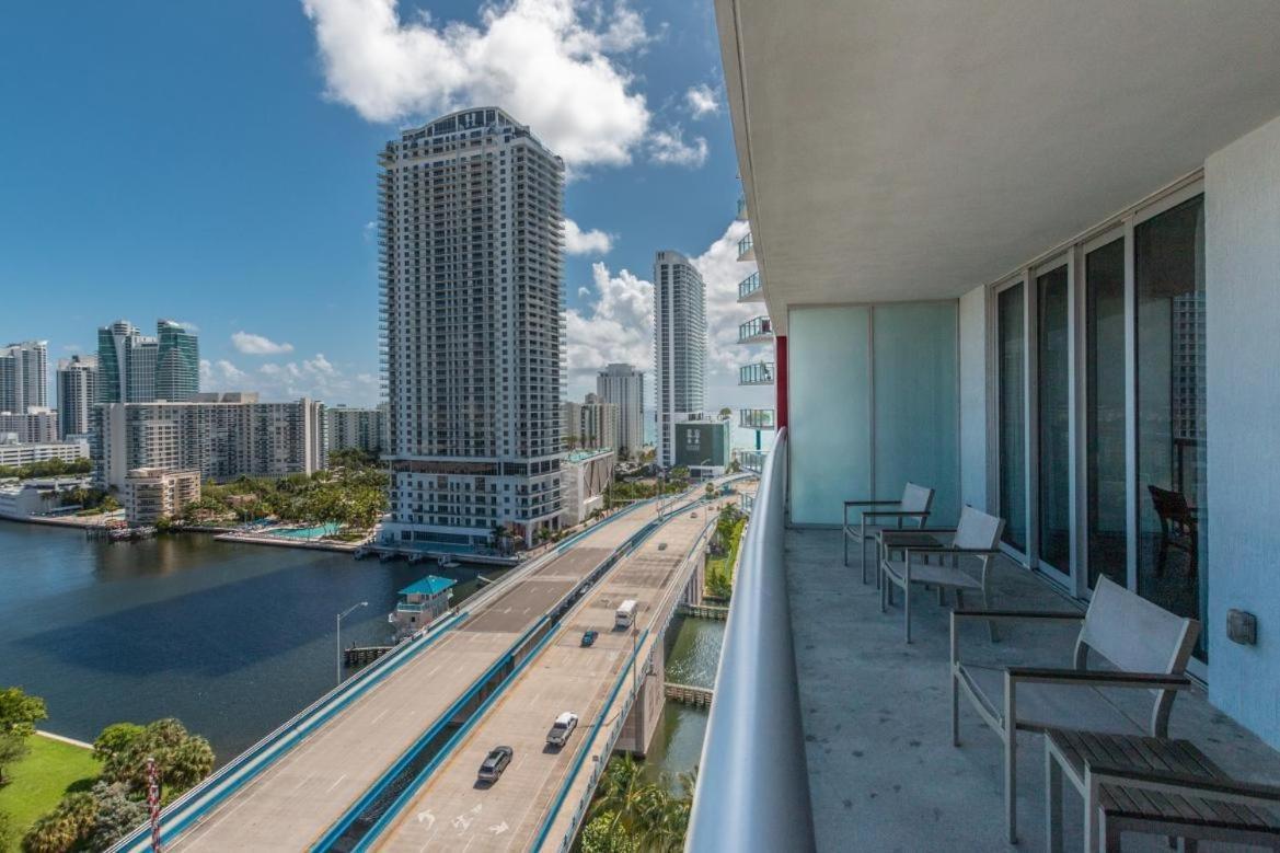 Modern One Bedroom Rental At Beach Walk Resort Miami 18Th Floor Hallandale Beach Buitenkant foto