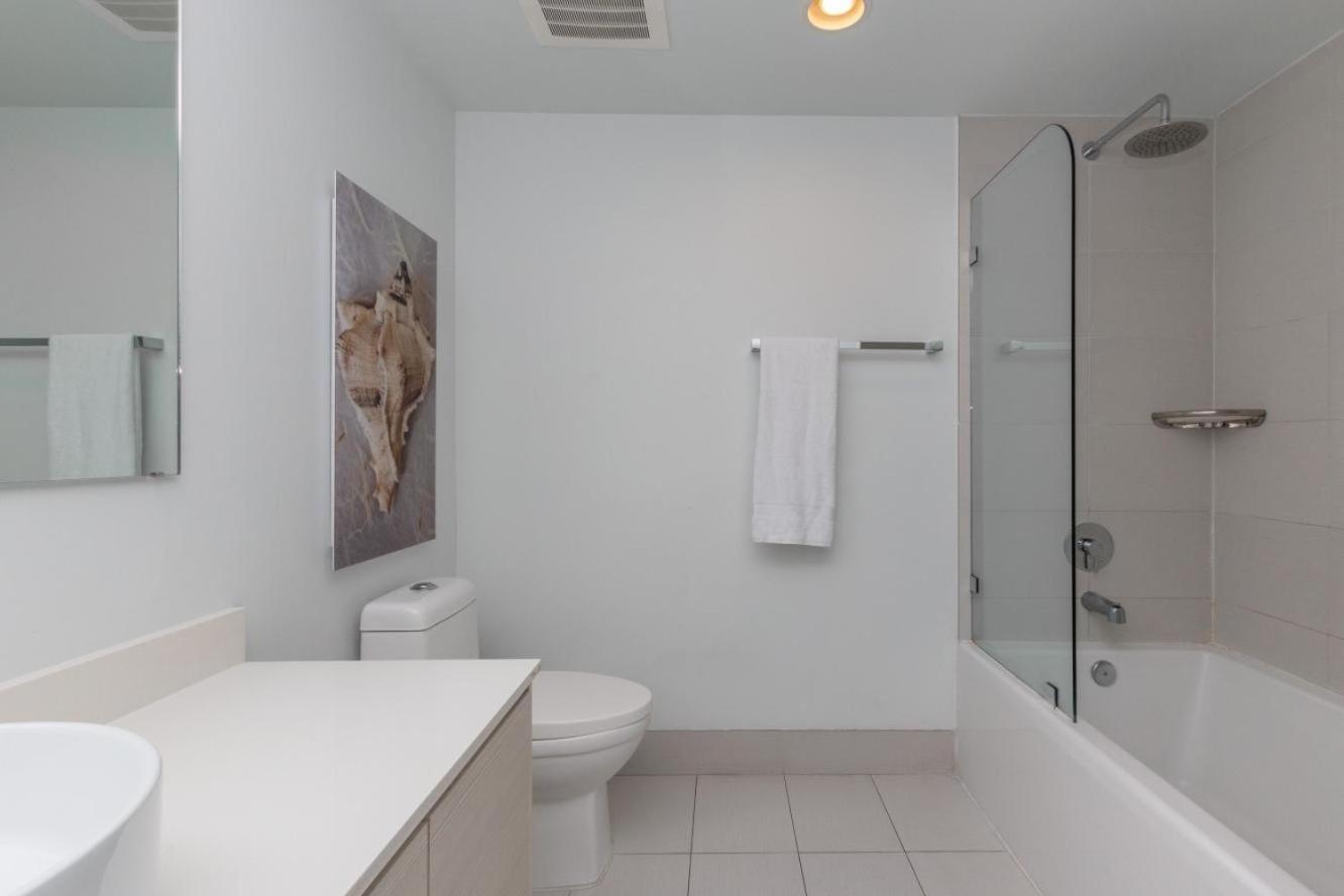 Modern One Bedroom Rental At Beach Walk Resort Miami 18Th Floor Hallandale Beach Buitenkant foto