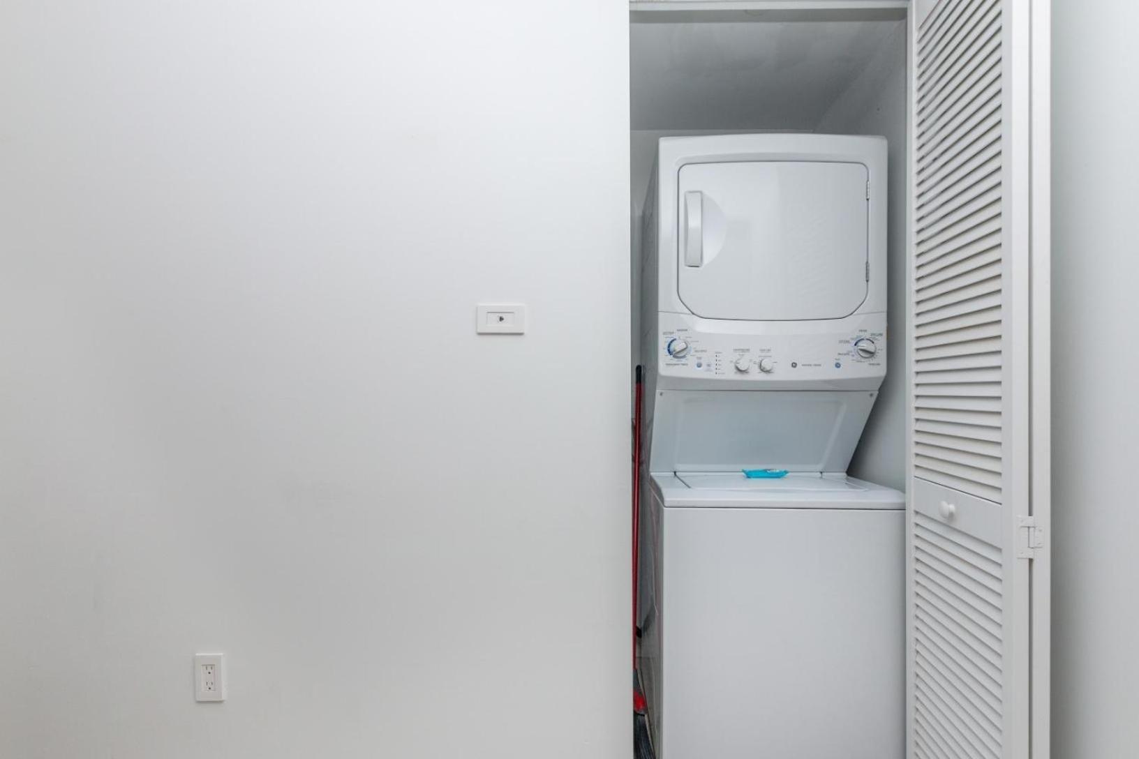 Modern One Bedroom Rental At Beach Walk Resort Miami 18Th Floor Hallandale Beach Buitenkant foto